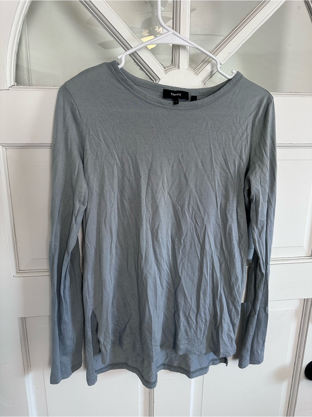 Theory Light Gray Long Sleeve Crew Neck Top